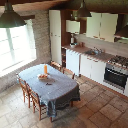 Nyaraló Charmante Maison Xviiieme Renovee Avec Piscine Et Terrasse, Proche Riviere Et Pistes Cyclables - Fr-1-426-99 Fontenay-le-Comte