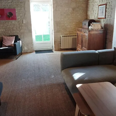 Charmante Maison Xviiieme Renovee Avec Piscine Et Terrasse, Proche Riviere Et Pistes Cyclables - Fr-1-426-99 Nyaraló *