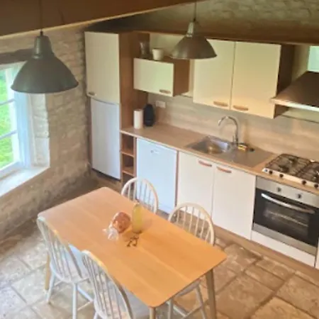 Charmante Maison Xviiieme Renovee Avec Piscine Et Terrasse, Proche Riviere Et Pistes Cyclables - Fr-1-426-99 Fontenay-le-Comte