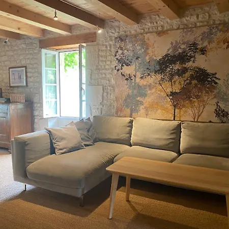 Charmante Maison Xviiième Rénovée Avec Piscine Et Terrasse, Proche Rivière Et Pistes Cyclables - Fr-1-426-99 Casa rural Fontenay-le-Comte