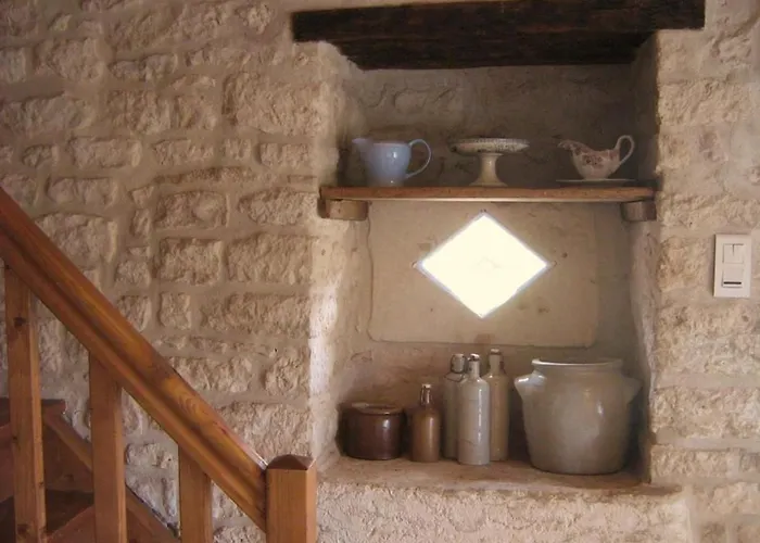 Charmante Maison Xviiième Rénovée Avec Piscine Et Terrasse, Proche Rivière Et Pistes Cyclables - Fr-1-426-99 Fontenay-le-Comte