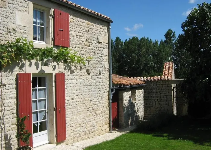 Charmante Maison Xviiième Rénovée Avec Piscine Et Terrasse, Proche Rivière Et Pistes Cyclables - Fr-1-426-99