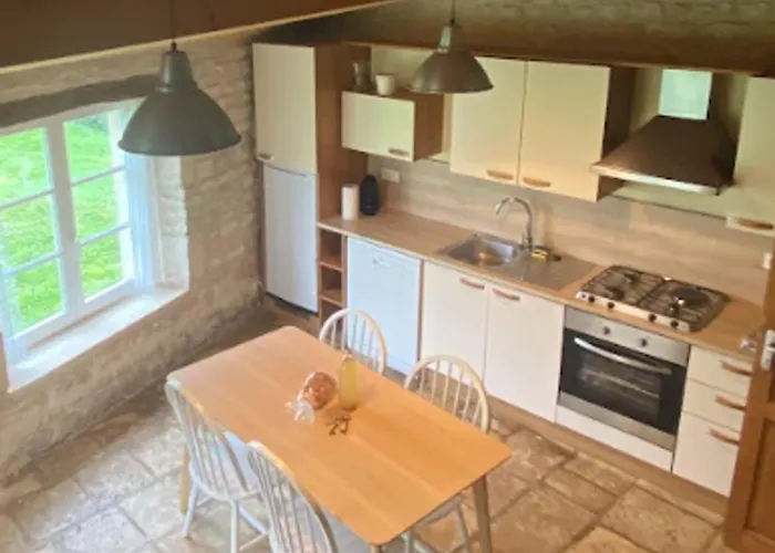 Charmante Maison Xviiième Rénovée Avec Piscine Et Terrasse, Proche Rivière Et Pistes Cyclables - Fr-1-426-99 Fontenay-le-Comte